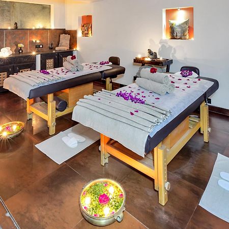 Club Mahindra Saj Mahabaleshwar Otel Dış mekan fotoğraf