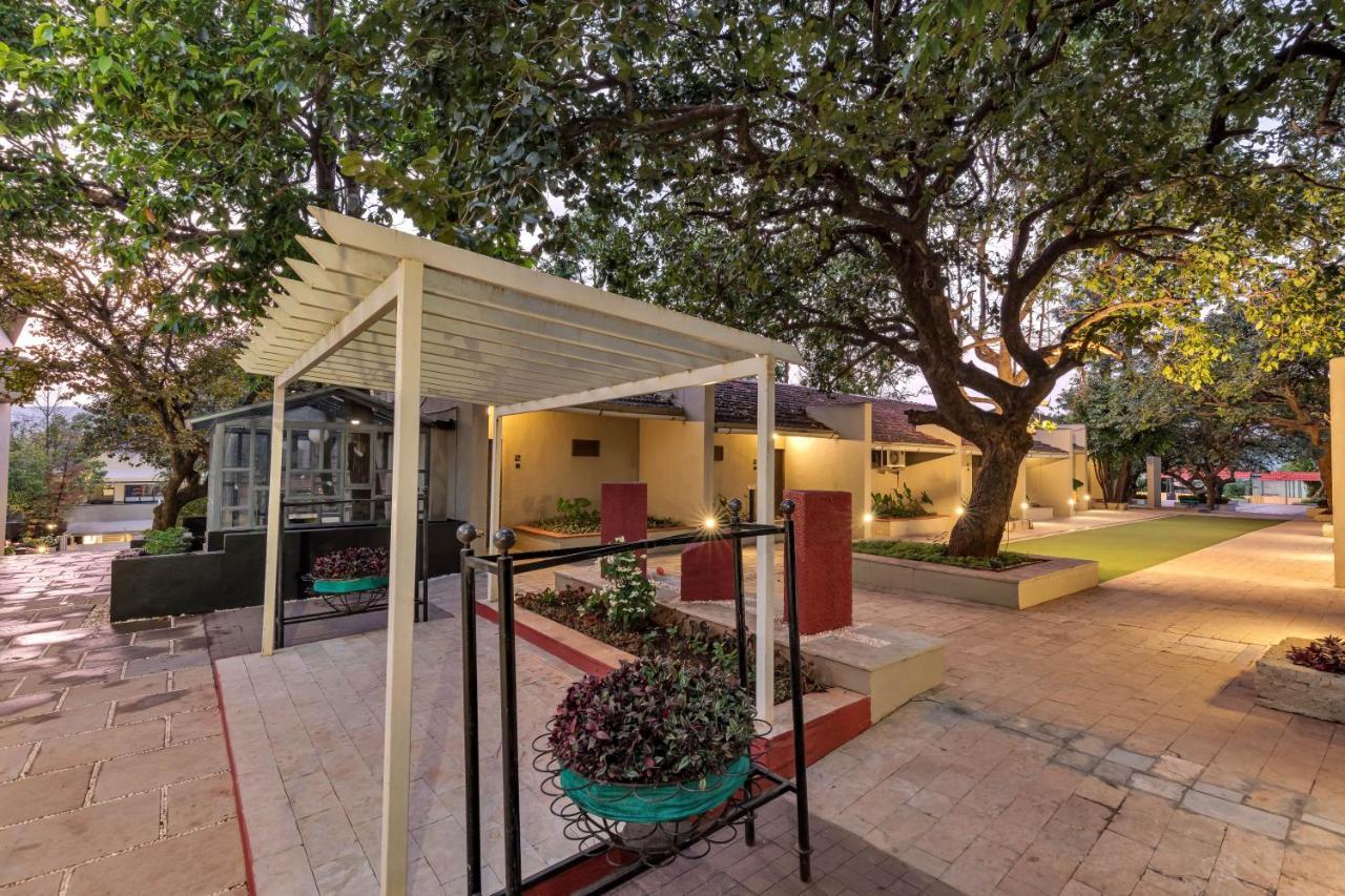 Club Mahindra Saj Mahabaleshwar Otel Dış mekan fotoğraf