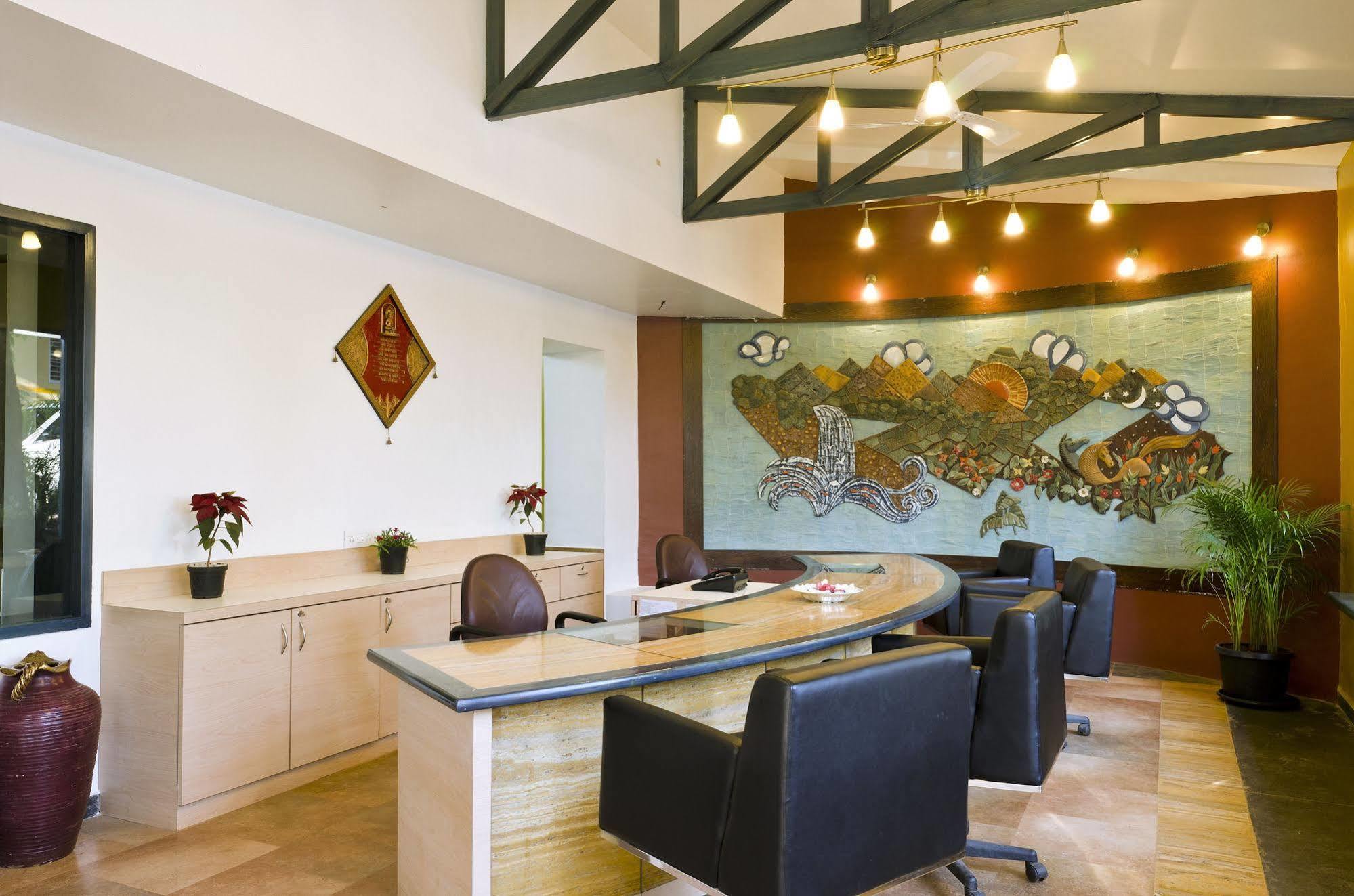 Club Mahindra Saj Mahabaleshwar Otel Dış mekan fotoğraf