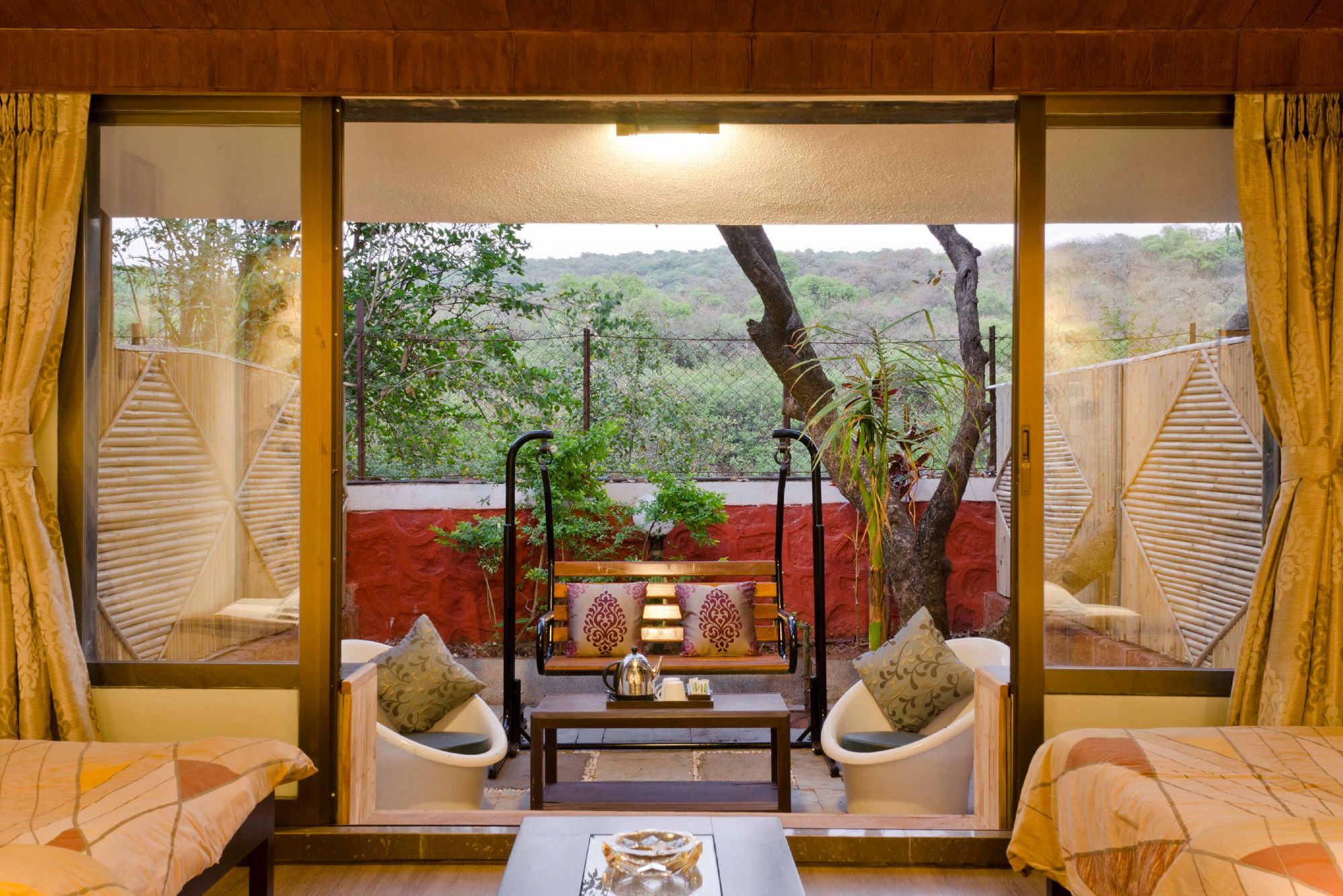 Club Mahindra Saj Mahabaleshwar Otel Dış mekan fotoğraf